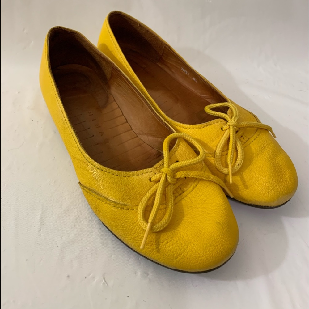 Chie Mihara Flats
